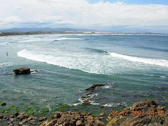 PRAIA DE ITAPIRUB FOTO POR TNIA MUSTEFAGA (PANORAMIO) - PRAIA DE ITAPIRUB  - SC