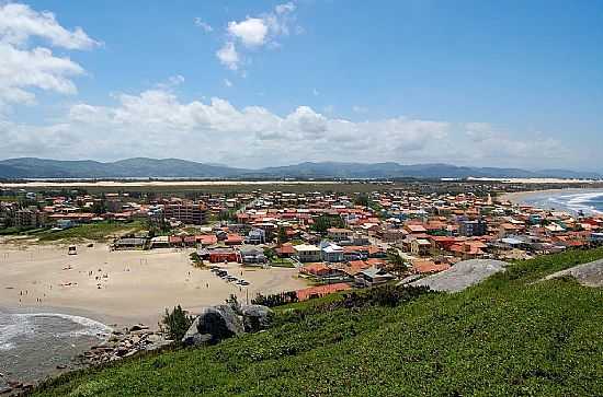 PRAIA DE ITAPIRUB-SC-VISTA DA CIDADE-FOTO:CARLOS COLONETTI NET - PRAIA DE ITAPIRUB  - SC