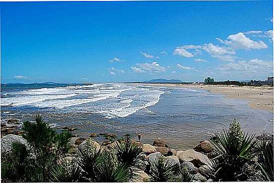 PRAIA DE ITAPIRUB-SC-VISTA DA PRAIA-FOTO:CARLOS COLONETTI NET - PRAIA DE ITAPIRUB  - SC