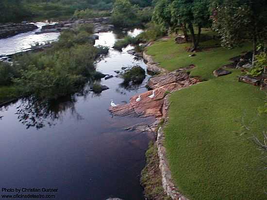 IMAGEM BEIRA RIO EM SERRA DO CIP-FOTO:CHRISTIAN GUTNER - SERRA DO CIP - MG