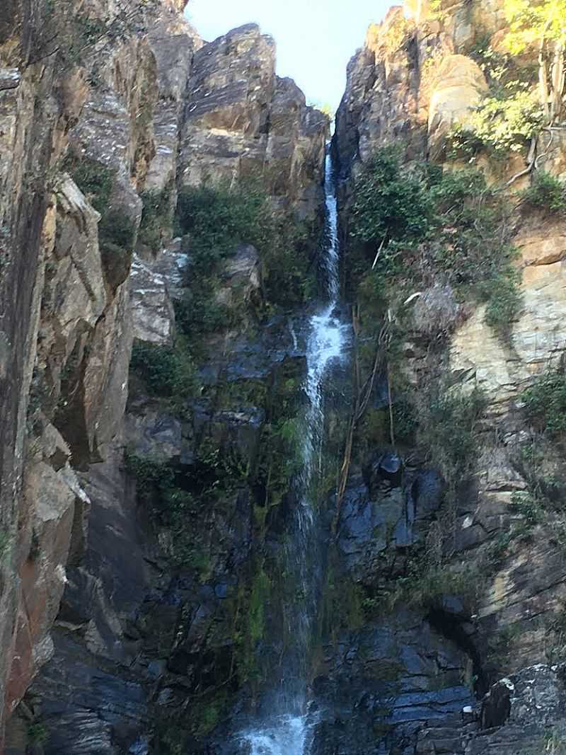 SERRA DO CIP-MG-CACHOEIRA VU DA NOIVA-FOTO:PAULO JC NOGUEIRA  - SERRA DO CIP - MG