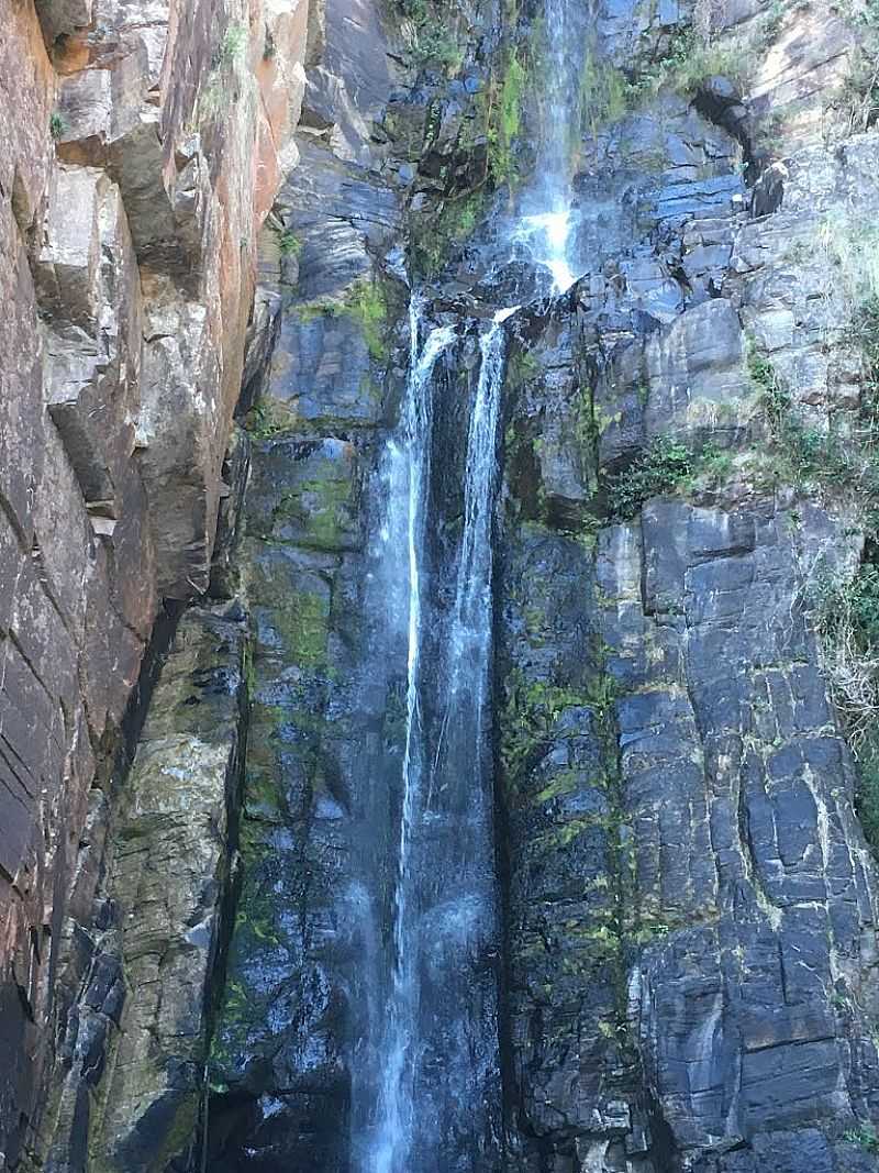 SERRA DO CIP-MG-CACHOEIRA VU DA NOIVA-FOTO:PAULO JC NOGUEIRA - SERRA DO CIP - MG