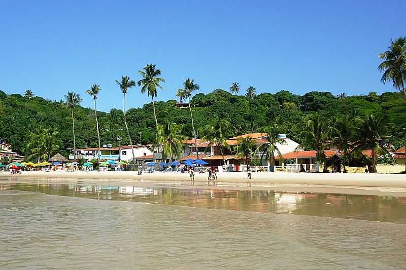 PRAIA DE GAIBU-PE-CASAS NA PRAIA-FOTO:ALAN BERNARDINO DE OLIVEIRA - PRAIA DE GAIBU - PE