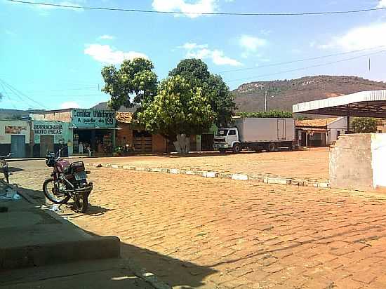 PRAA AO LADO DO MERCADO DE MISSO DE ARICOB-BA-FOTO:VAGNO VILAS BOAS - MISSO DE ARICOB - BA