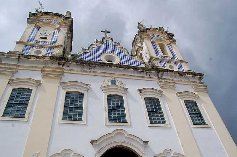 OLIVEIRA DOS CAMPINHOS-BA-FACHADA DA IGREJA DE N.SRA.DE OLIVEIRA-FOTO:CADU FREITAS - OLIVEIRA DOS CAMPINHOS - BA