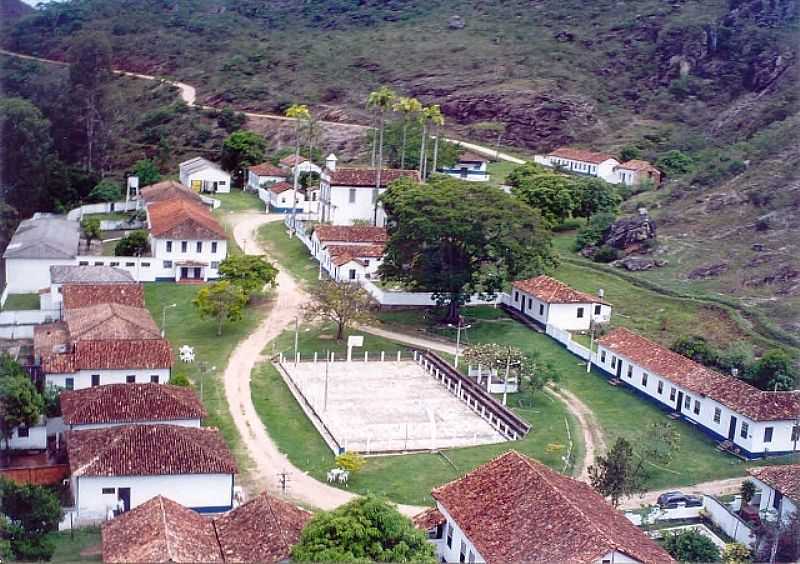 VILA DO BIIRIBIRI-MG-CONJUNTO ARQUITETNICO E PAISAGSTICO-FOTO:WWW.IEPHA.MG. - VILA DE BIRIBIRI - MG