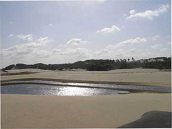 PRAIA DE URUA-CE-LAGOAS DE URUA-FOTO:LICIATURVIAGENS.COM - PRAIA DE URUA - CE
