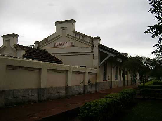 PEIRPOLIS-MG-ANTIGA ESTAO FERROVIRIA,HOJE MUSEU PALEONTOLGICO-FOTO:ALTEMIRO OLINTO CRIS - PEIRPOLIS - MG