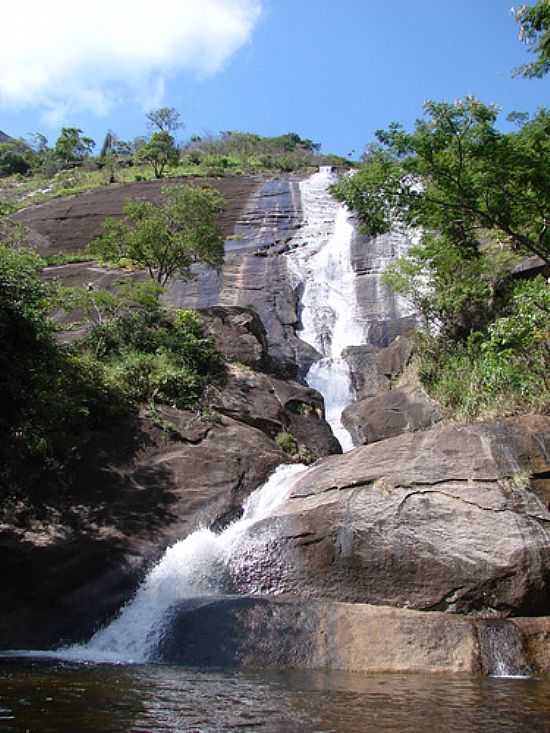 ARARAS-RJ-CACHOEIRA NO VALE DAS VIDEIRAS EM ARARAS,MUNICPIO DE PETRPOLIS-FOTO:JR MARQUES  - ARARAS - RJ