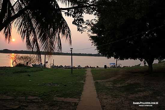 PORTO MORRINHO-MS-AMANHECER NO RIO PARAGUAI-FOTO:ISABEL PELLIZZER  - PORTO MORRINHO - MS