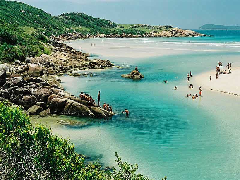 PRAIA GUARDA DO EMBA-SC-PONTA DO TOM-FOTO:LITORAL-PRAIA.COM  - PRAIA DA GUARDA DO EMBA  - SC