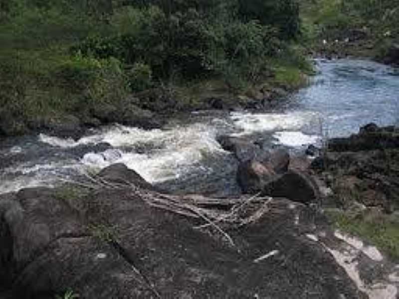 VALENTIM DISTRITO DE BOA NOVA-BA-CACHOEIRA-FOTO:FACEBOOK  - VALENTIM DISTRITO DE BOA NOVA - BA