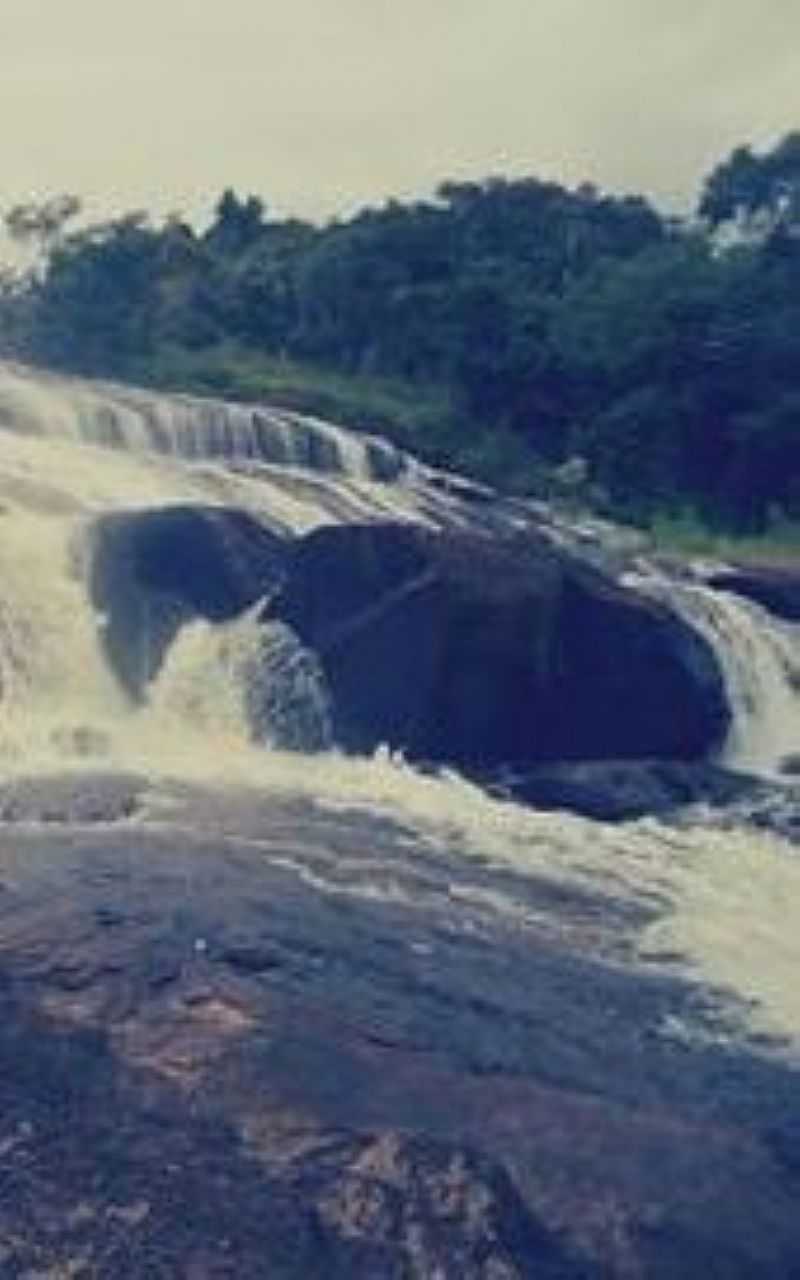 VALENTIM DISTRITO DE BOA NOVA-BA-CACHOEIRA-FOTO:FACEBOOK - VALENTIM DISTRITO DE BOA NOVA - BA