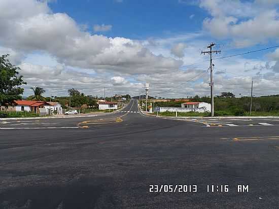 SERRINHA-BA-TREVO DA ENTRADA DA CIDADE-FOTO:JOQUINHA BANDIAU - SERRINHA - BA