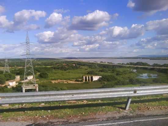 FOTO DA REGIO DA USINA HIDRELTRICA DE SOBRADINHO E DO RIO SO FRANCISCO, POR MARLY DOS A. NASCIMENTO DIADEMA - SP - SOBRADINHO - BA