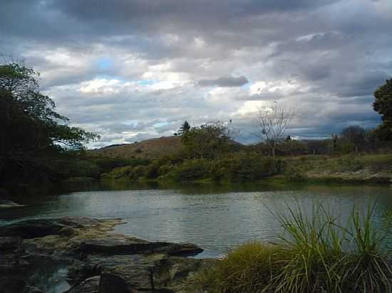 TANHAU-BA-BARRAGEM LUCAIA-FOTO:ENG DANILO SOUZA  - TANHAU - BA