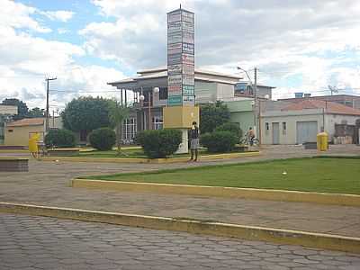 POR MARCELO TCHESCO (PANORAMIO) - TANQUE NOVO - BA