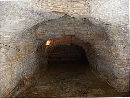 GRUTA DE SANTO ANTNIO EM TAQUARENDI-BA-FOTO:LOURDESGONZAGA. - TAQUARENDI - BA