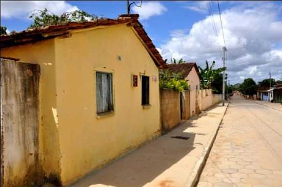 TAQUARINHA-BA-RUA DA CIDADE-FOTO:WWW.MUCURI.BA.GOV.B - TAQUARINHA - BA