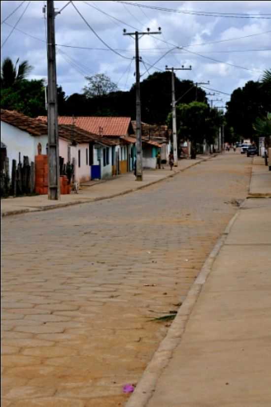 TAQUARINHA-BA-RUA DA CIDADE-FOTO:WWW.MUCURI.BA.GOV.BR  - TAQUARINHA - BA