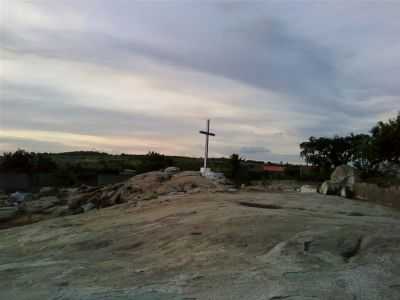 TANQUE DAS PEDRAS, POR LUCIA MARIA VALVERDE - TEOFILNDIA - BA