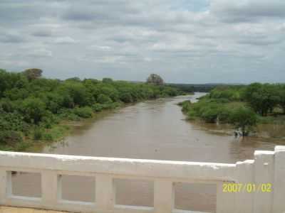 RIO ITAPICURU, POR MARIA DO CARMO - TUCANO - BA