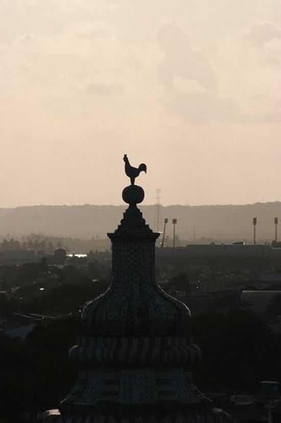 TORRE DO COLGIO MONSENHOR EM MACEI-FOTO:CHARLES NORTHRUP - MACEI - AL