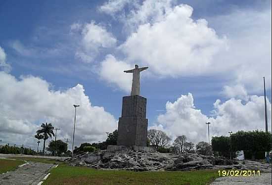 CRISTO NA ENTRADA DA CIDADE DE MAR VERMELHO-FOTO:SERGIO FALCETTI - MAR VERMELHO - AL