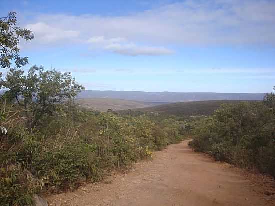 SERRA DA VACA MORTA EM VEREDA-BA-FOTO:HELIVELTO LIMA - VEREDA - BA