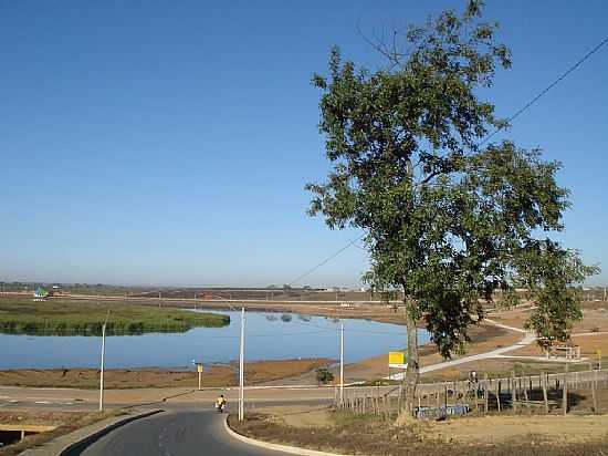 LAGOA DAS BATIAS NO PARQUE MUNICIPAL EM VITRIA DA CONQUISTA-BA-FOTO:MIRAFLORES 10 - VITRIA DA CONQUISTA - BA