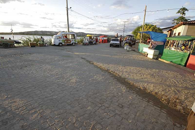 POVOADO DE MARRECA VELHA, QUE AGORA S SE REFEREM AO LOCAL COMO ORLA DO POVOADO  - XIQUE-XIQUE - BA