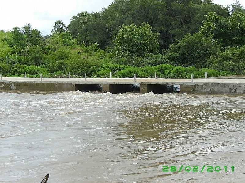 AMANAIARA-CE-PONTE SOBRE O RIO JUR-FOTO:ANTONIO EVANDRO - AMANAIARA - CE