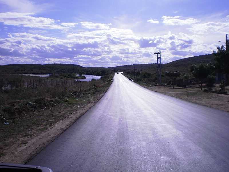 AMANAR-CE-RESTAURAO DA RODOVIA-FOTO:COPAENGENHARIA.COM.BR - AMANARI - CE