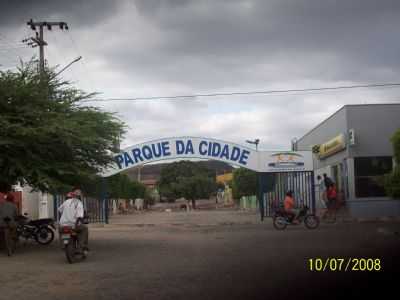 PARQUE DA CIDADE, POR GLRIA ARRAES - ANTONINA DO NORTE - CE