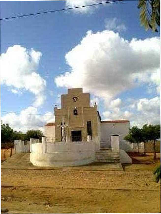IGREJA DA LOCALIDADE DE MONTE ALVERNE, POR SANDRA MARIA MATOS CARNEIRO - APUIARS - CE