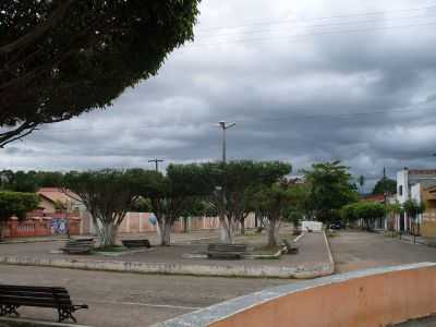 A PRAA EM FRENTE AO GRUPO ESCOLAR ALMIR PINTO,L EM ARACOIABA -  POR CARLOS BLEMAR SILVEIRA -  - ARACOIABA - CE