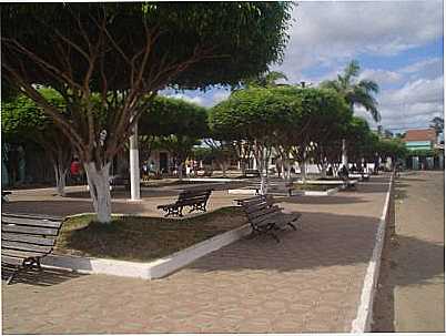 PRAA DA MATRIZ, POR LUSMAR PAZ / LUSMARPAZLEITE2@HOTMAIL.COM - ARACOIABA - CE