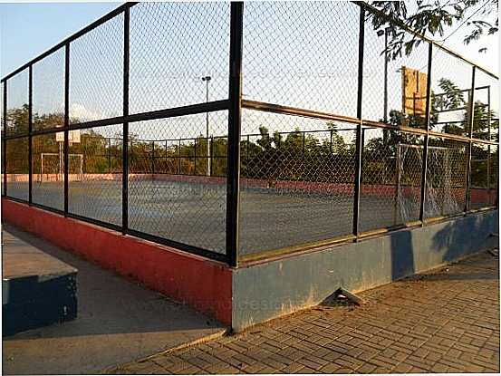 FOTO RAFAEL OLIVEIRA-QUADRA BAIRRO-ARACOIABA-CE, POR CARLOS BLEMAR SILVEIRA - ARACOIABA - CE