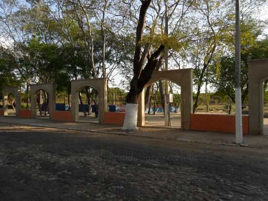 FOTO RAFAEL OLIVEIRA-URBANIZAO POLO LAZER-ARACOIABA-CE, POR CARLOS BLEMAR SILVEIRA - ARACOIABA - CE