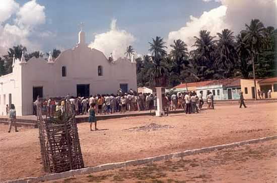 IGREJA DE ARANA-FOTO:MACLIO GOMES - ARANA - CE