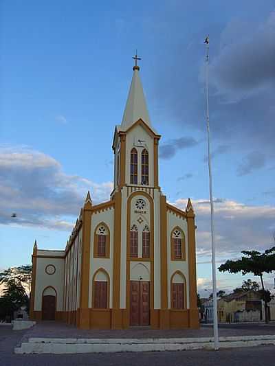 IGREJA SANTO ANTONIO ARARIPE POR LUIZ CARLOS SALATIEL - ARARIPE - CE