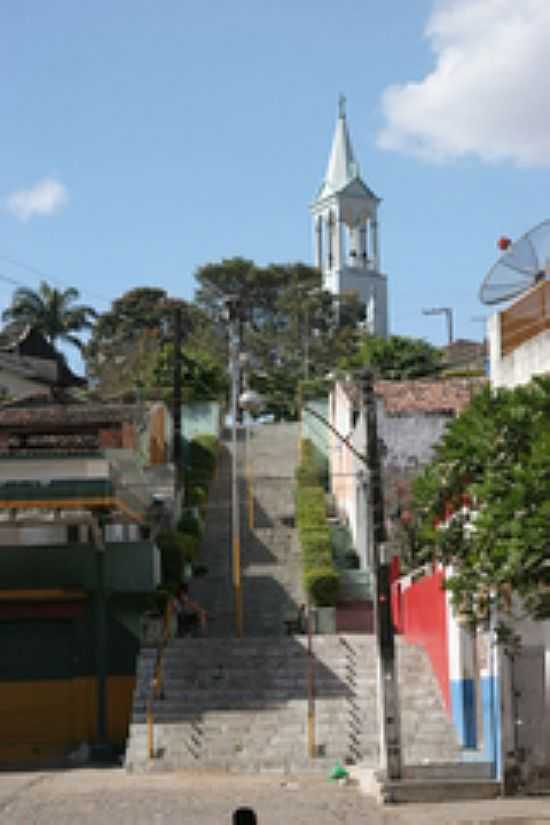 ESCADARIA NO CENTRO DA CIDADE-FOTO:CHARLES NORTHRUP - MATA GRANDE - AL