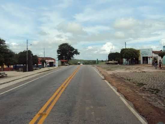 RODOVIA EM ARATAMA-FOTO:RUDGE MOTA - ARATAMA - CE