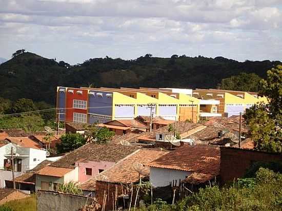 COLGIO EM ARATUBA, ANTIGA VILA DE COIT-CE-FOTO:JULIOLIMA - ARATUBA - CE