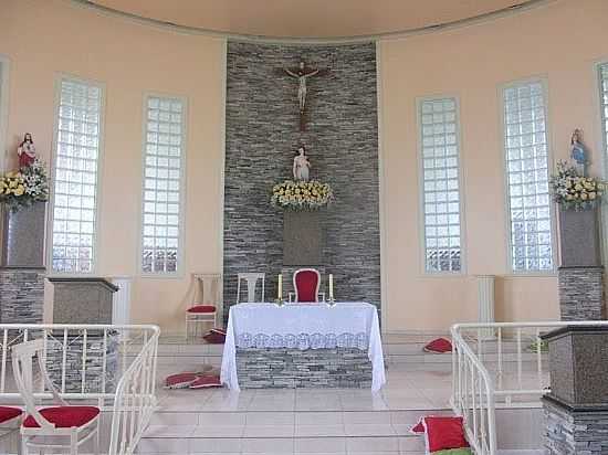 ALTAR DA IGREJA DE SO SEBASTIO EM MONTEIRPOLIS-AL-FOTO:WANESSA DUARTE - MONTEIRPOLIS - AL