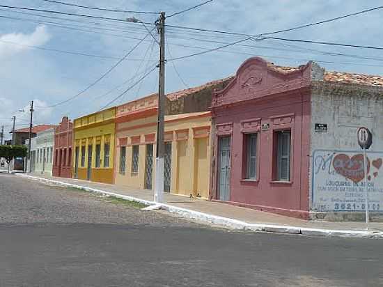 CASARIO EM CAMOCIM-FOTO:SUKARNO CRUZ - CAMOCIM - CE