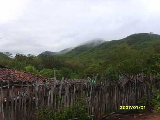 SERRA DA UMBURANA-FOTO:FRANCISCO NASCIMENTO - CANIND - CE