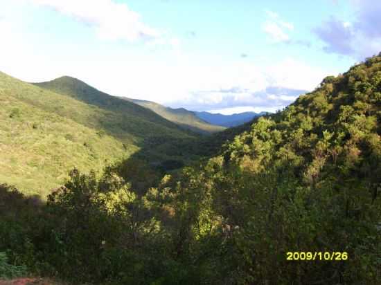  GROSSOS,SERRA DA UMBURANA -  POR FRANCISCO NASCIMENTO - CANIND - CE