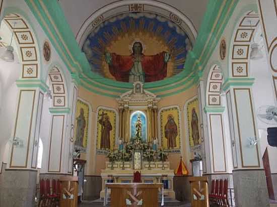 ALTAR DA BASLICA DE SO FRANCISCO DE CANIND-CE-FOTO:THIAGO DOS PASSOS - CANIND - CE
