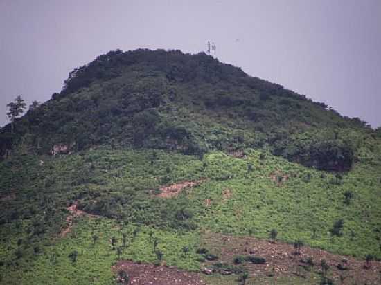 VISTA DA SERRA DO CAJUAIS EM CAPISTRANO-CE-FOTO:ZENANDRE - CAPISTRANO - CE